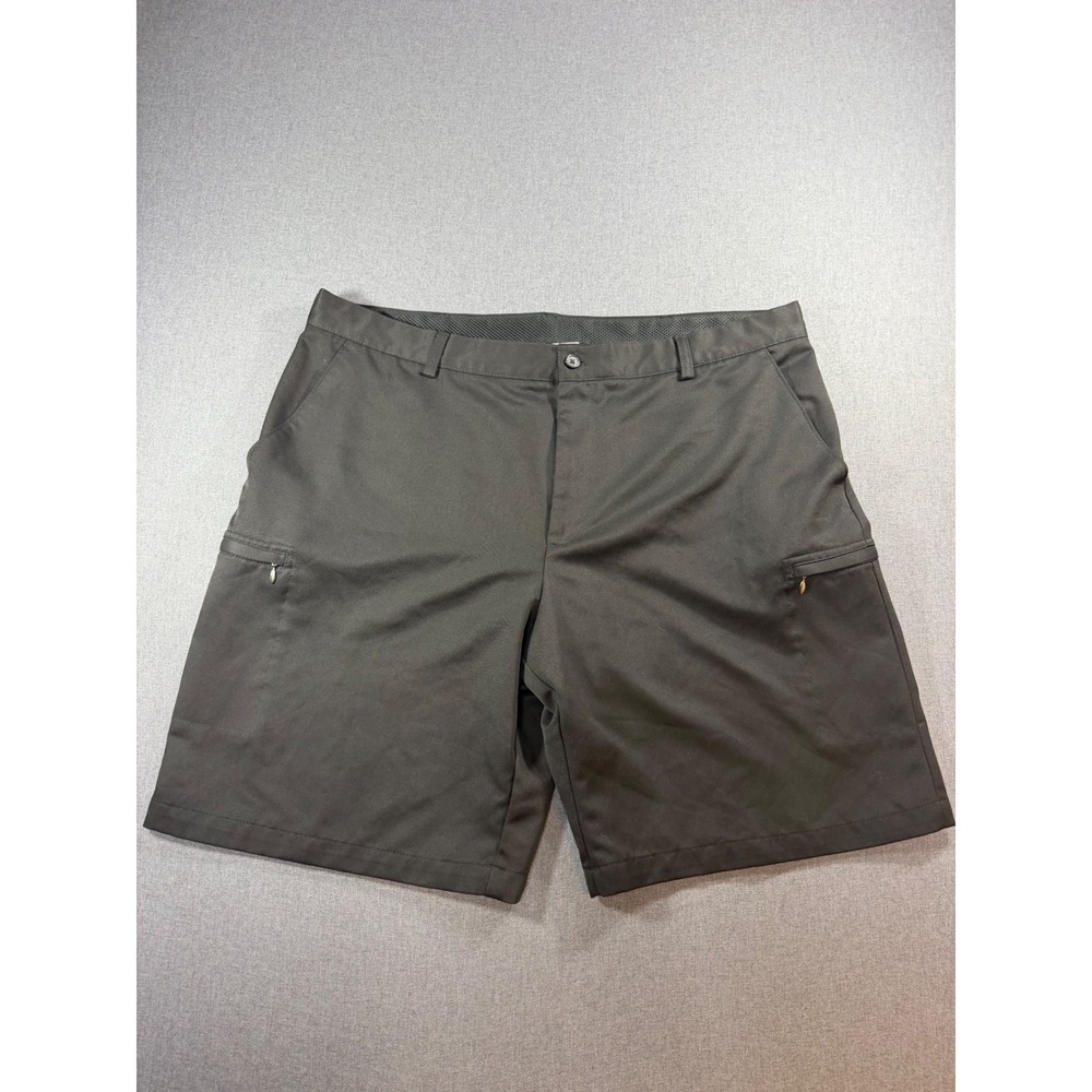 IZOD Golf Shorts Mens 42 Black Gray Flat Front Cargo Zipper Pockets Performance